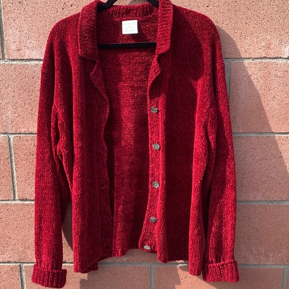 Button-Front RedSweater - Picture 4 of 4